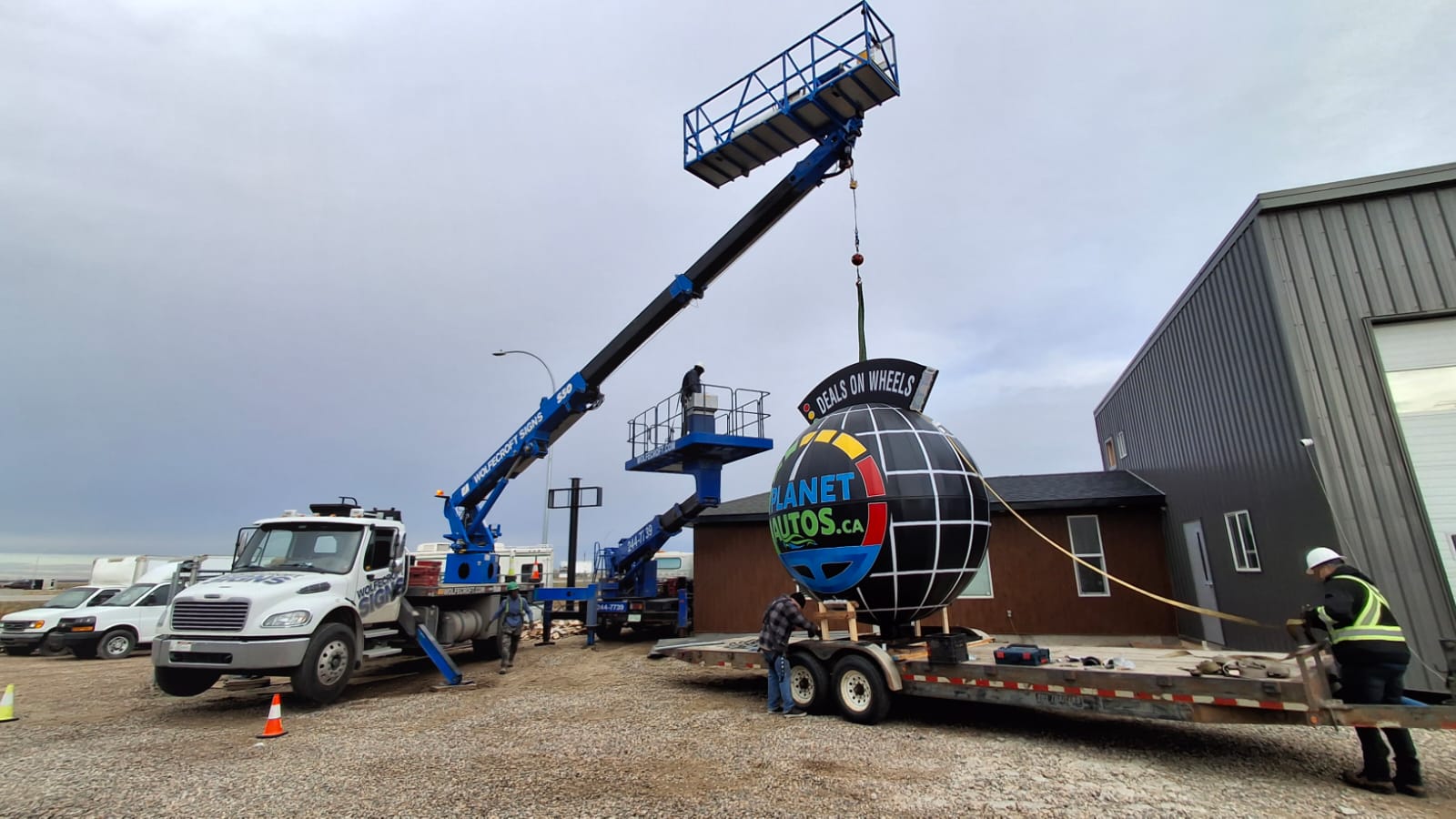 Sign Manufacturer in Saskatoon | Wolfecroft Signs
